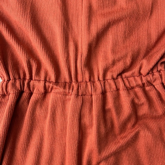 All In Favor Jumpsuit Orange Romper Jumpsuit Size Extra Small High Neck Pockets - Picture 11 of 12